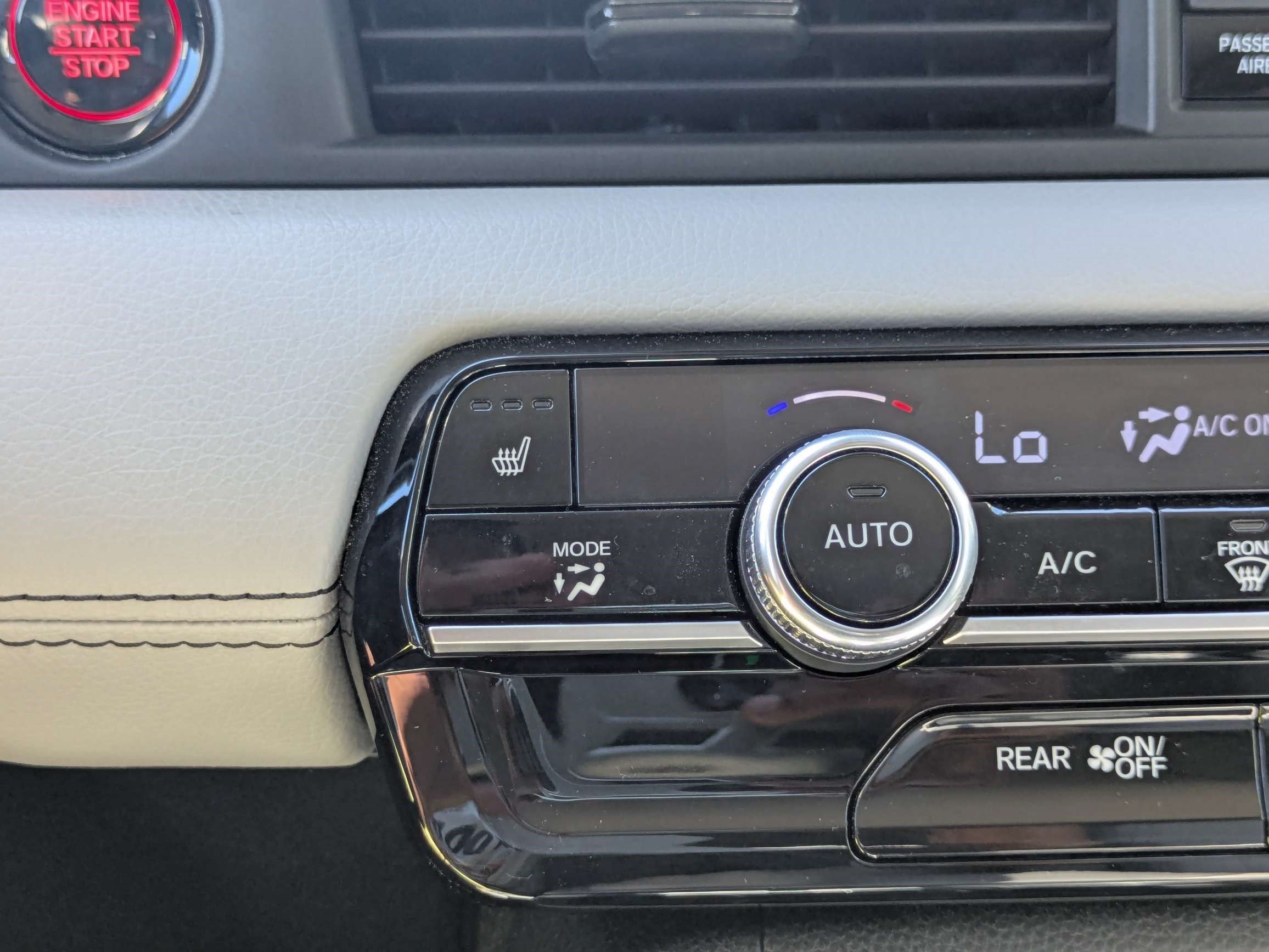 Certified 2023 Honda Pilot Touring image 31