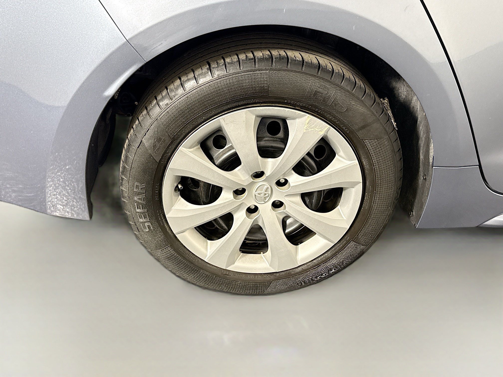 Used 2022 Toyota Corolla LE FWD image 32