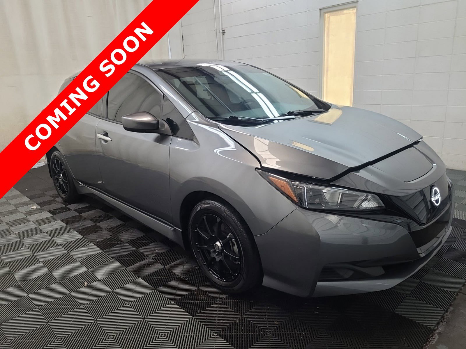 Used 2023 Nissan Leaf S image 3