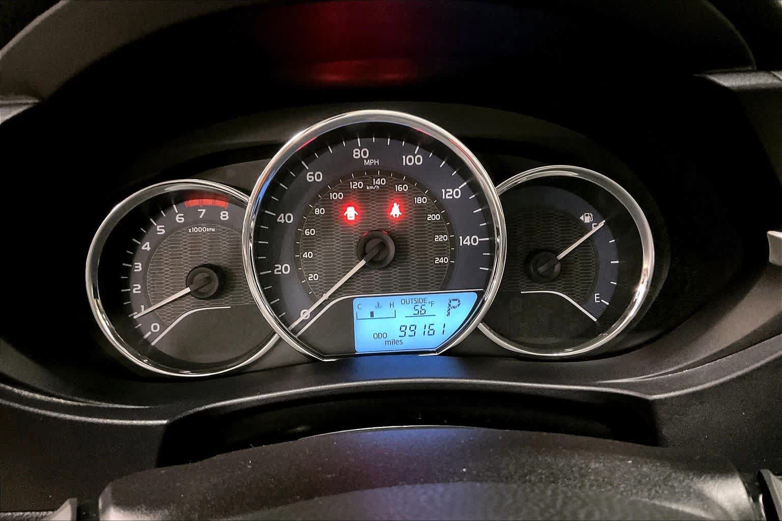 Used 2015 Toyota Corolla LE FWD image 25