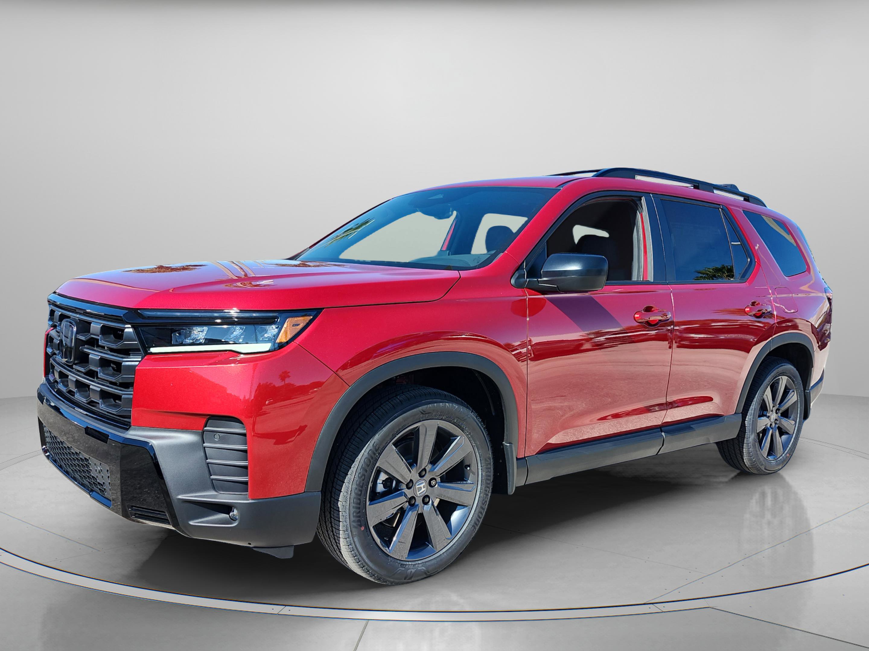 New 2026 Honda Pilot Sport image 2