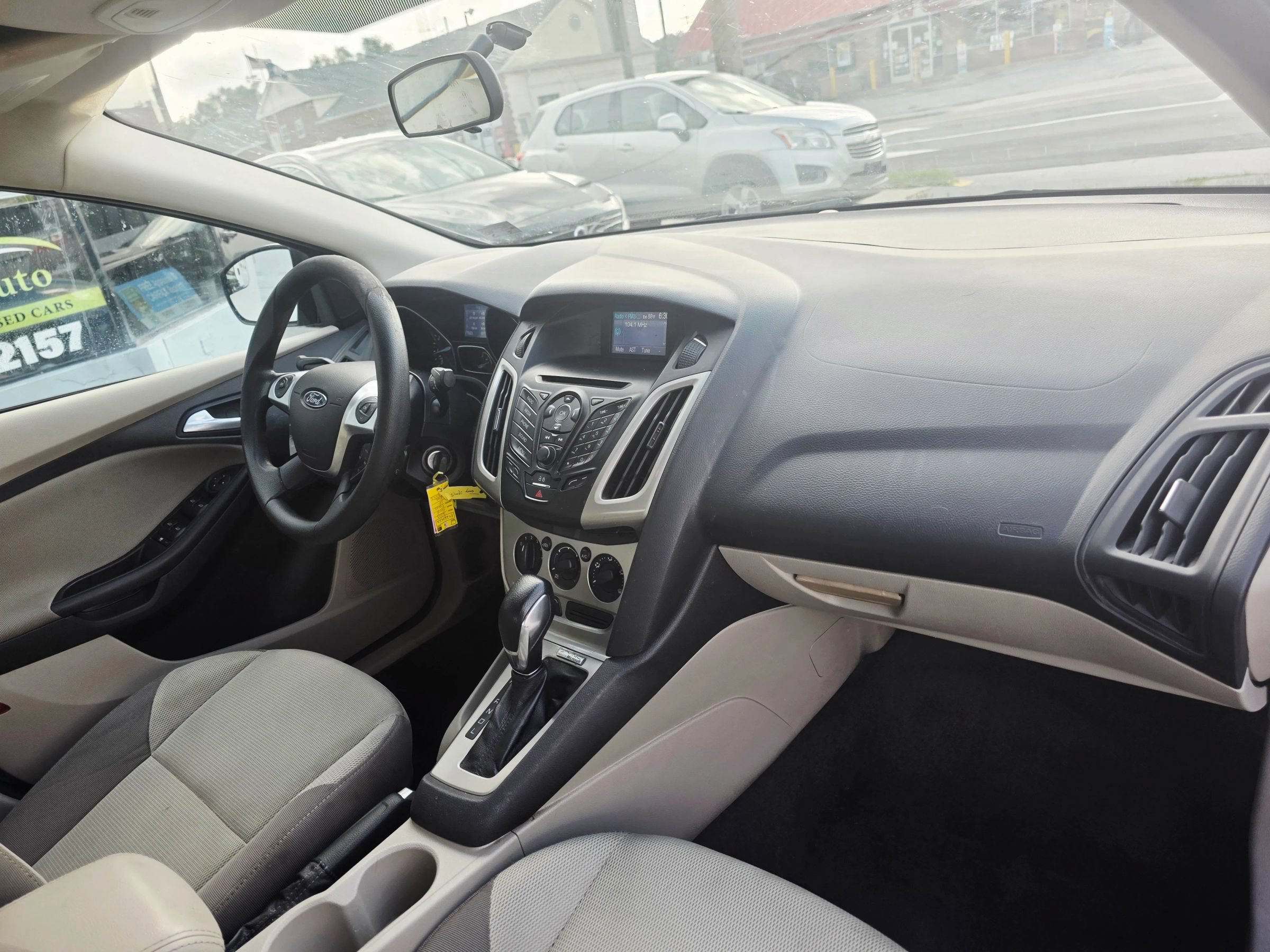 Used 2013 Ford Focus SE FWD image 13