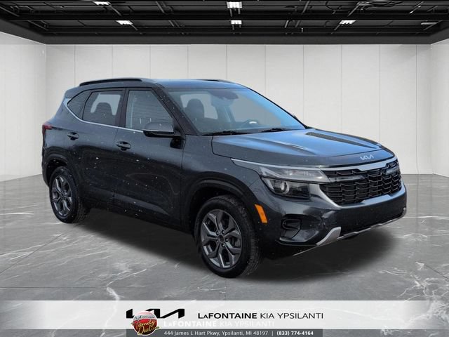Used 2024 Kia Seltos S AWD/4WD image 2