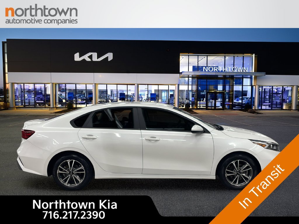 Used 2023 Kia Forte LXS FWD image 7