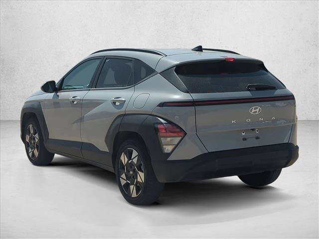Used 2025 Hyundai Kona SEL image 7