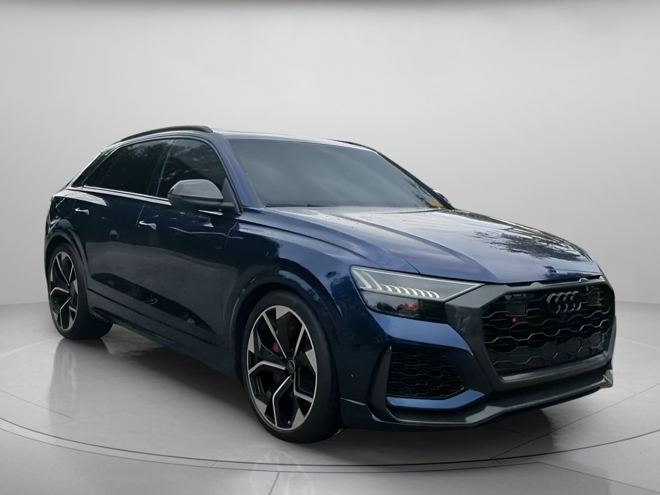 Used 2024 Audi RS Q8 AWD/4WD image 2