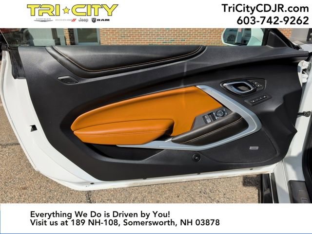 Used 2017 Chevrolet Camaro SS image 15