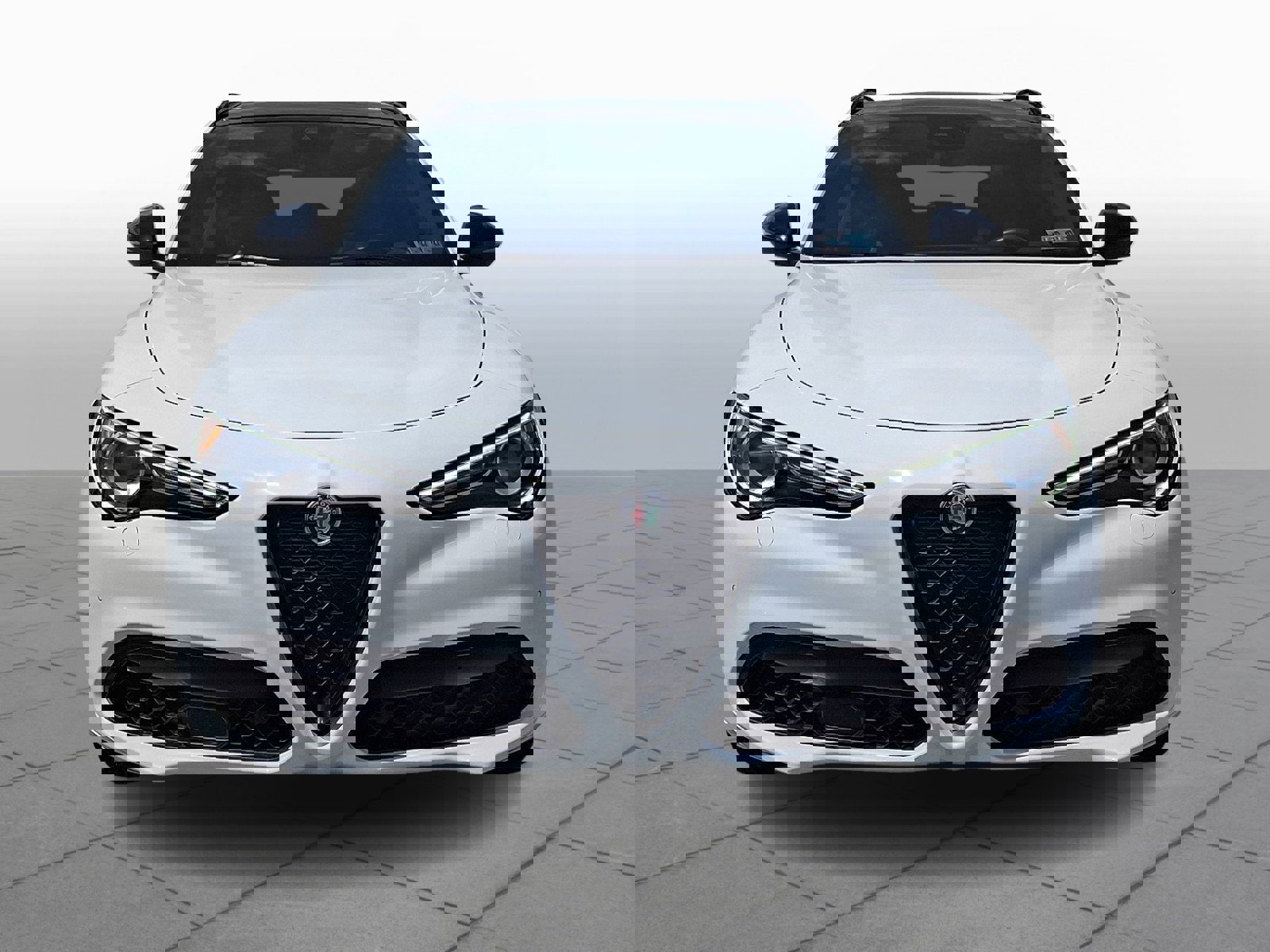 Used 2022 Alfa Romeo Stelvio Veloce image 3