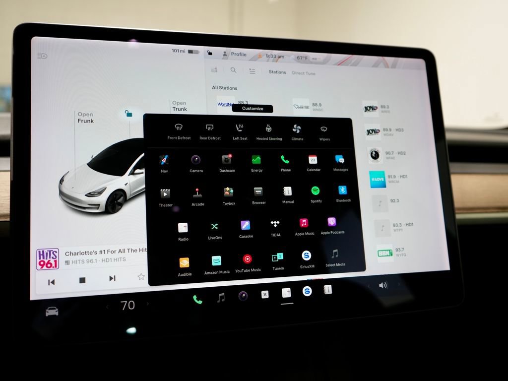 Used 2021 Tesla Model 3 Standard Range Plus image 19