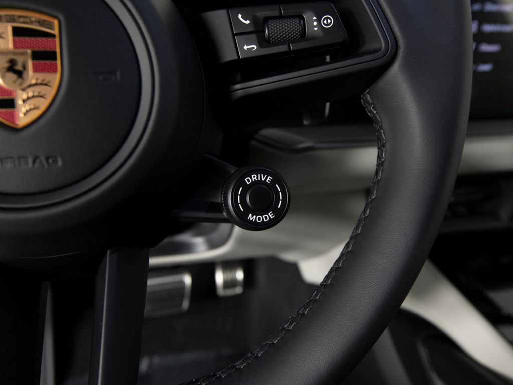 New 2026 Porsche Cayenne S AWD/4WD image 25