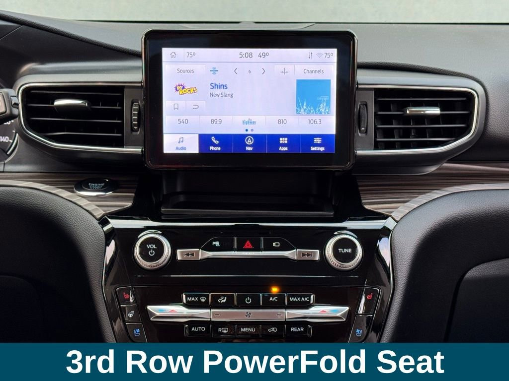 Used 2022 Ford Explorer Limited w/ Equipment Group 301A image 18