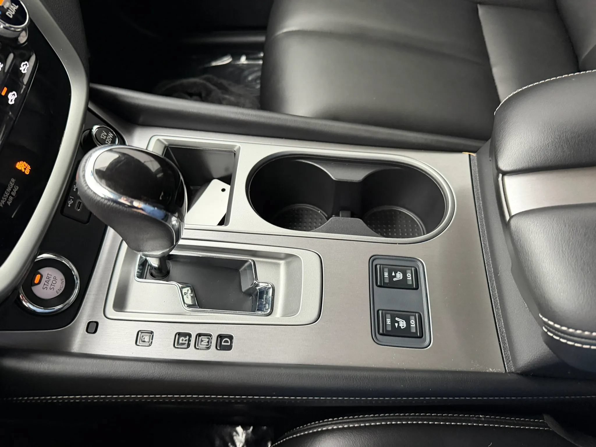 Used 2024 Nissan Murano SV AWD/4WD image 30