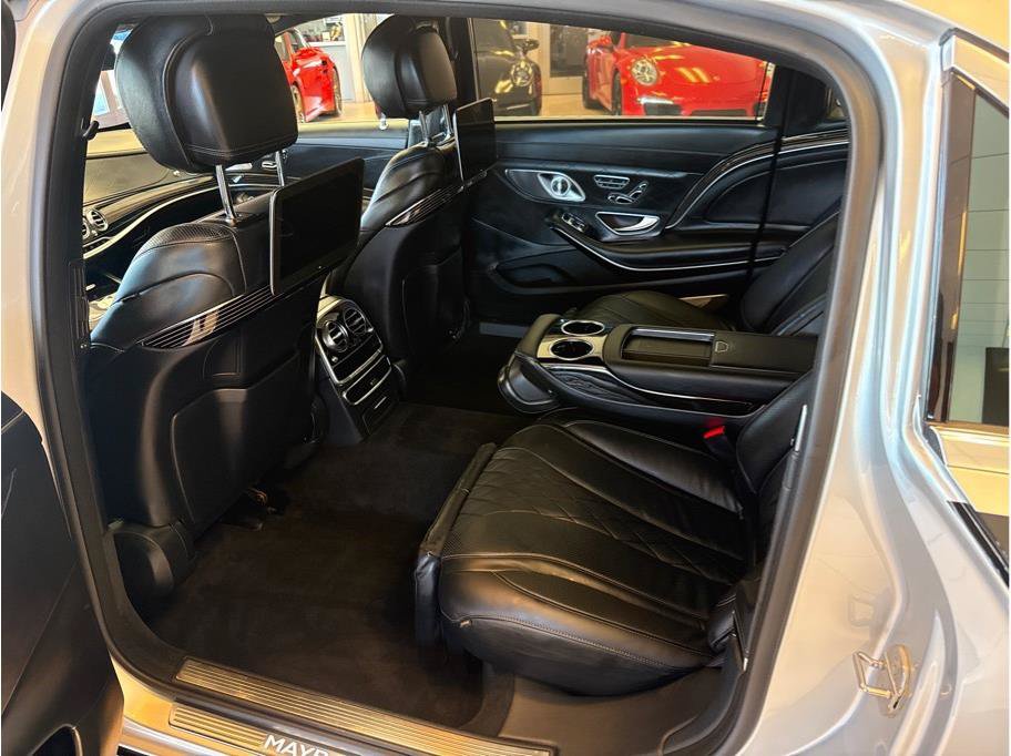 Used 2019 Mercedes-Benz Maybach S 560 4MATIC image 54