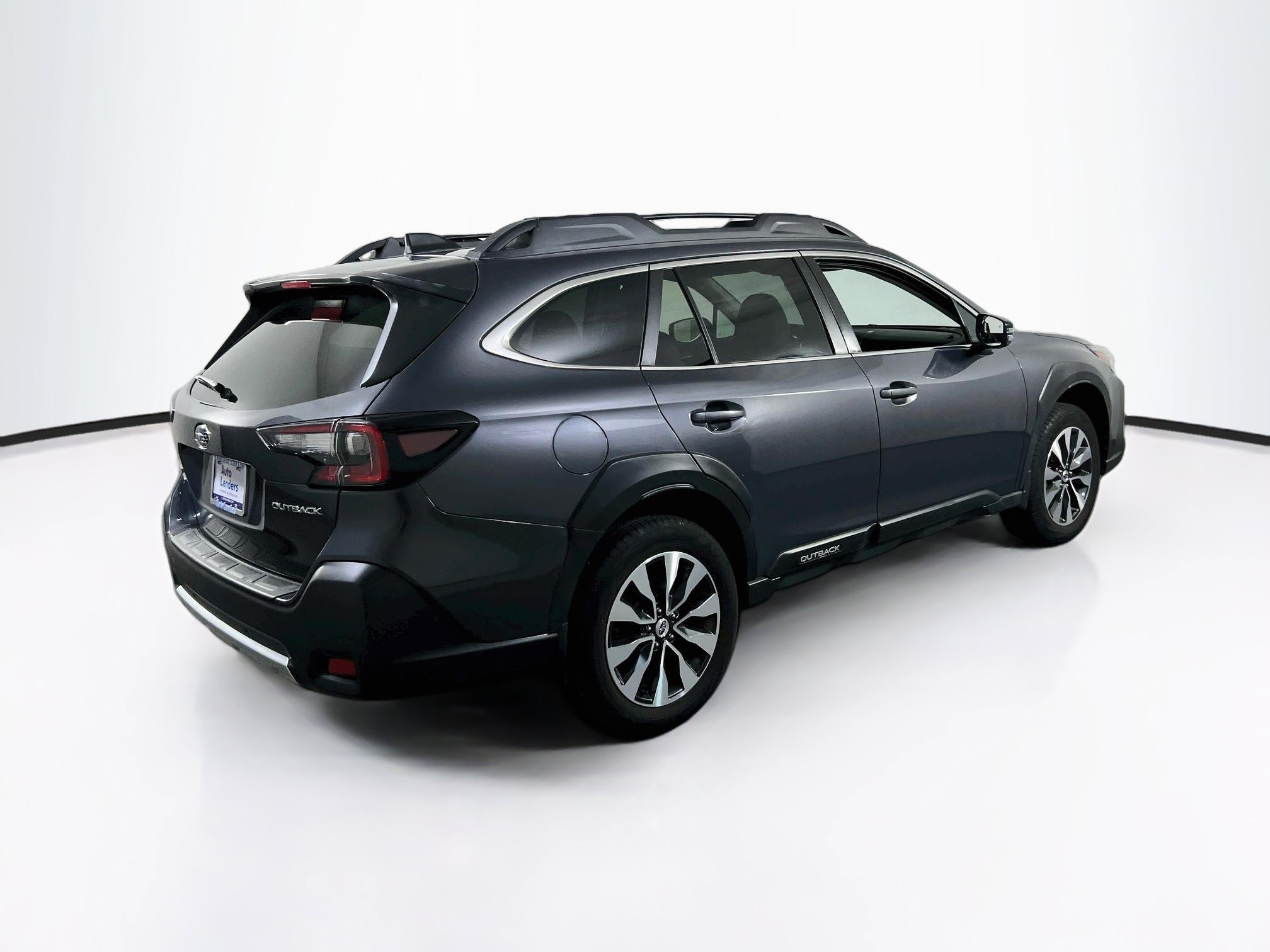 Used 2023 Subaru Outback Limited AWD/4WD image 5