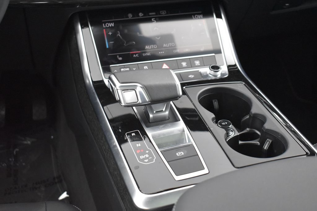 Used 2025 Audi Q7 2.0T Premium AWD/4WD image 16