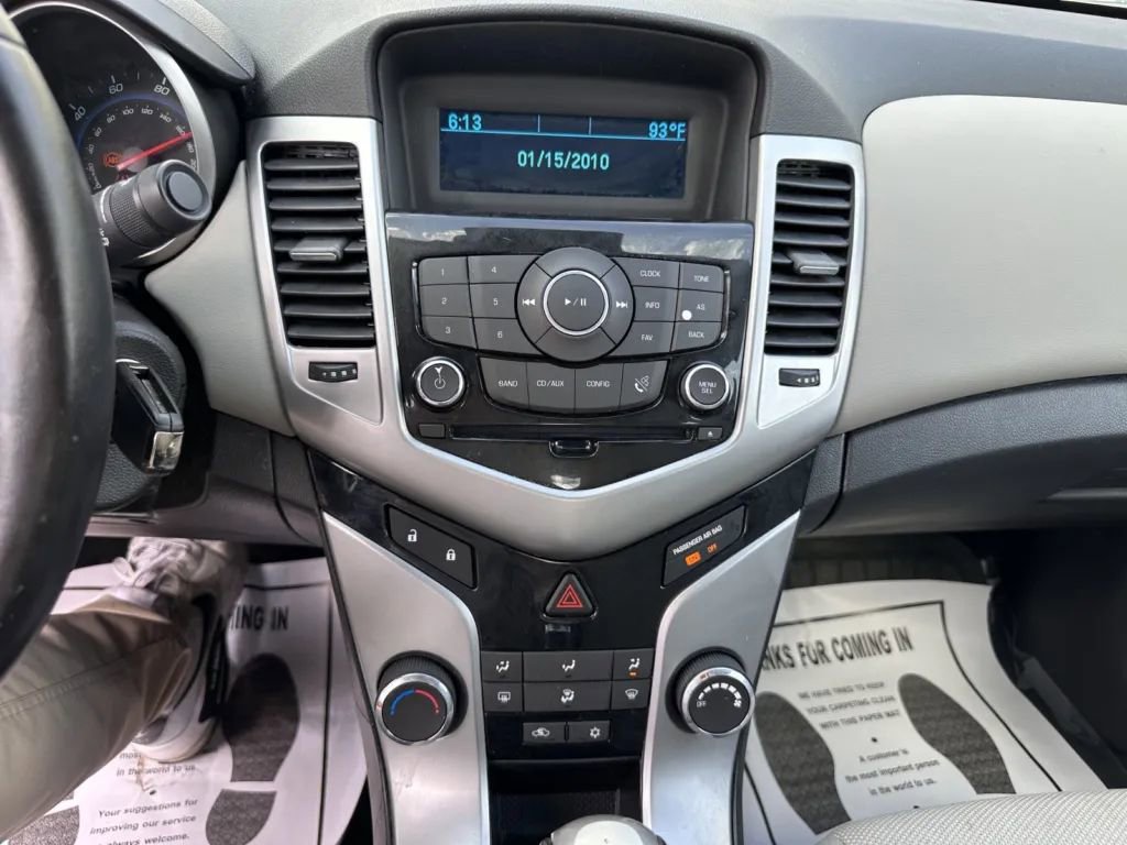 Used 2014 Chevrolet Cruze LT w/ All-Star Edition FWD image 12