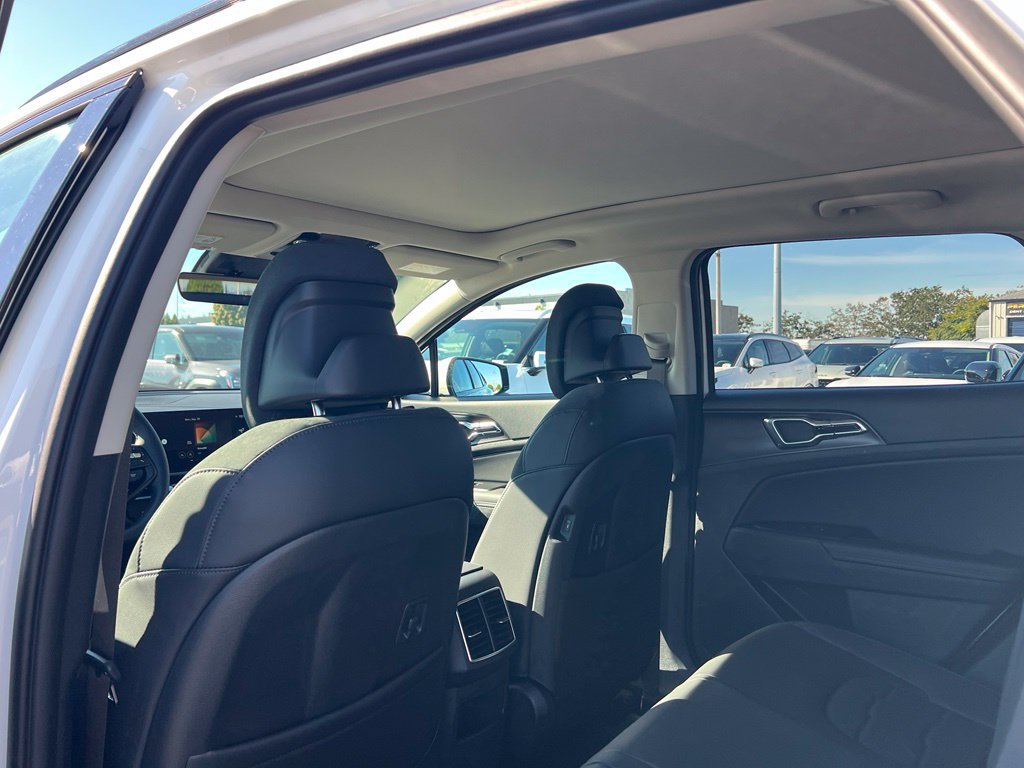 New 2027 Kia Sportage SX Prestige AWD/4WD image 9