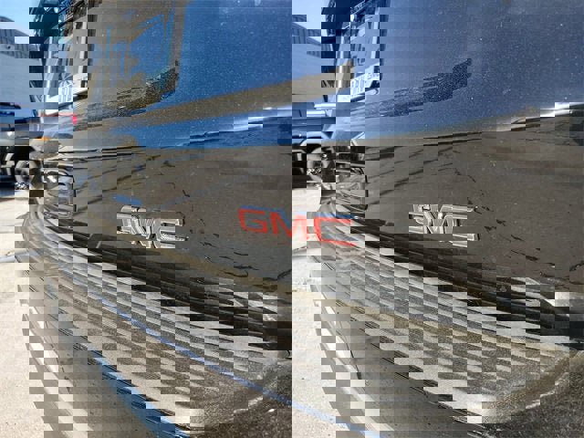 New 2025 GMC Yukon XL Denali w/ Denali Reserve Package image 7