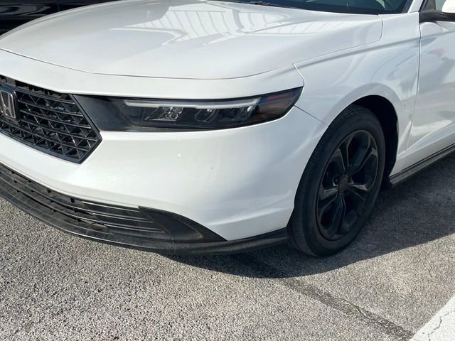 Used 2023 Honda Accord EX image 10