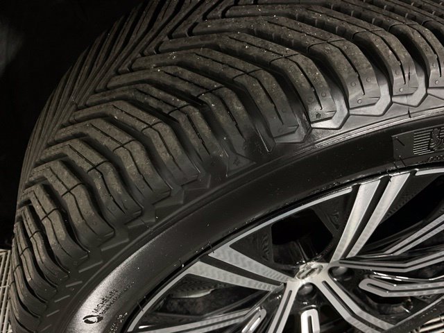 Certified 2025 Volvo XC90 B6 Plus w/ Protection Package Premier AWD/4WD image 38