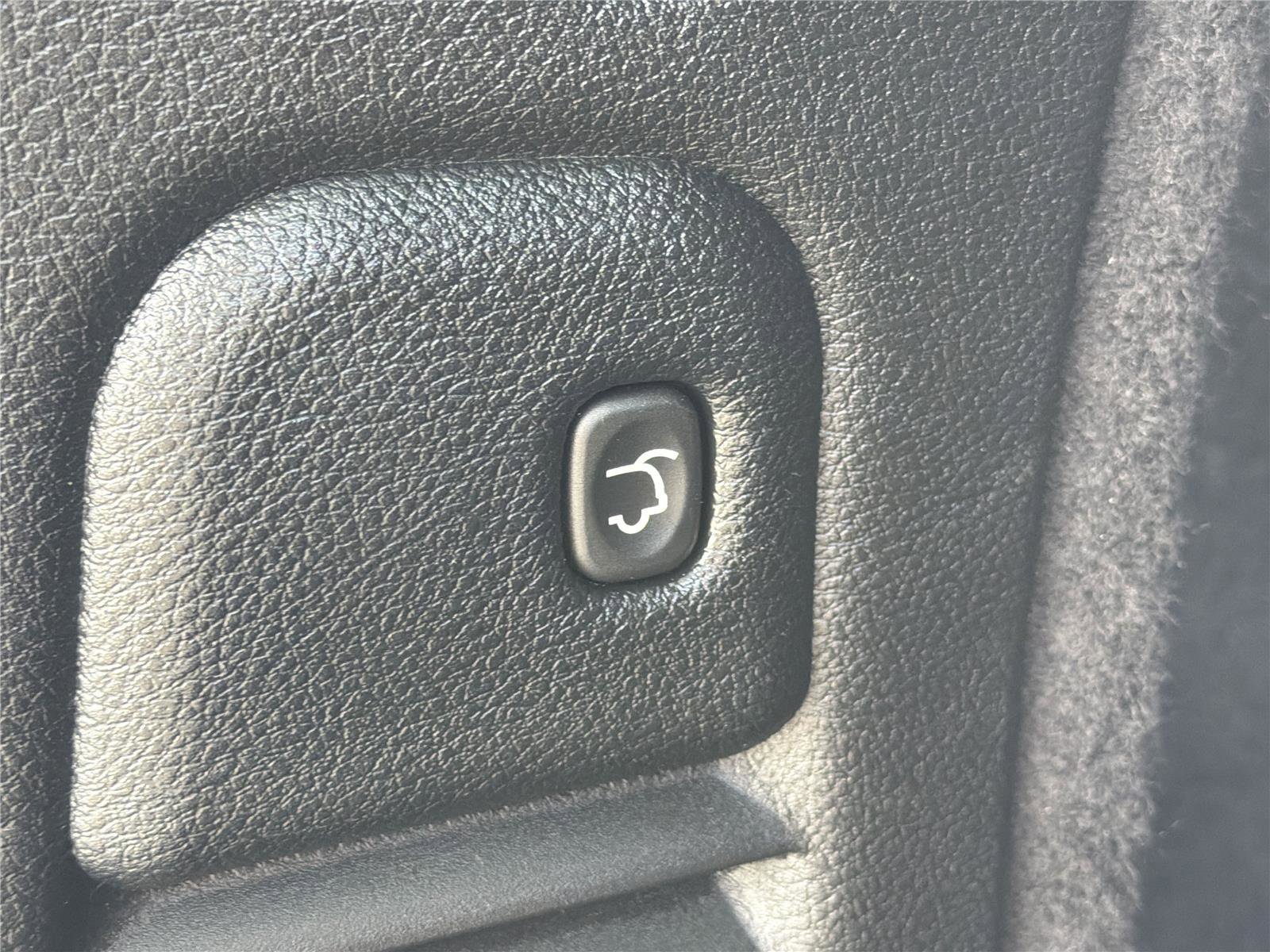 Used 2024 Dodge Durango R/T image 18