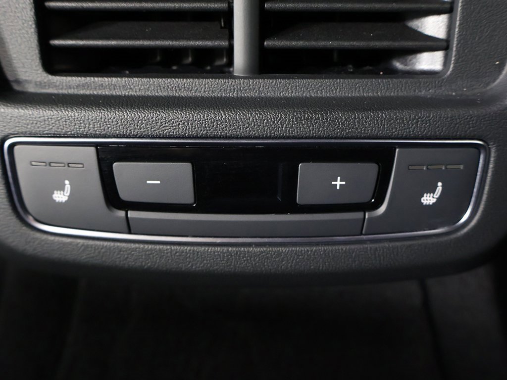 Used 2024 Audi RS e-tron GT w/ Carbon Performance Package image 38