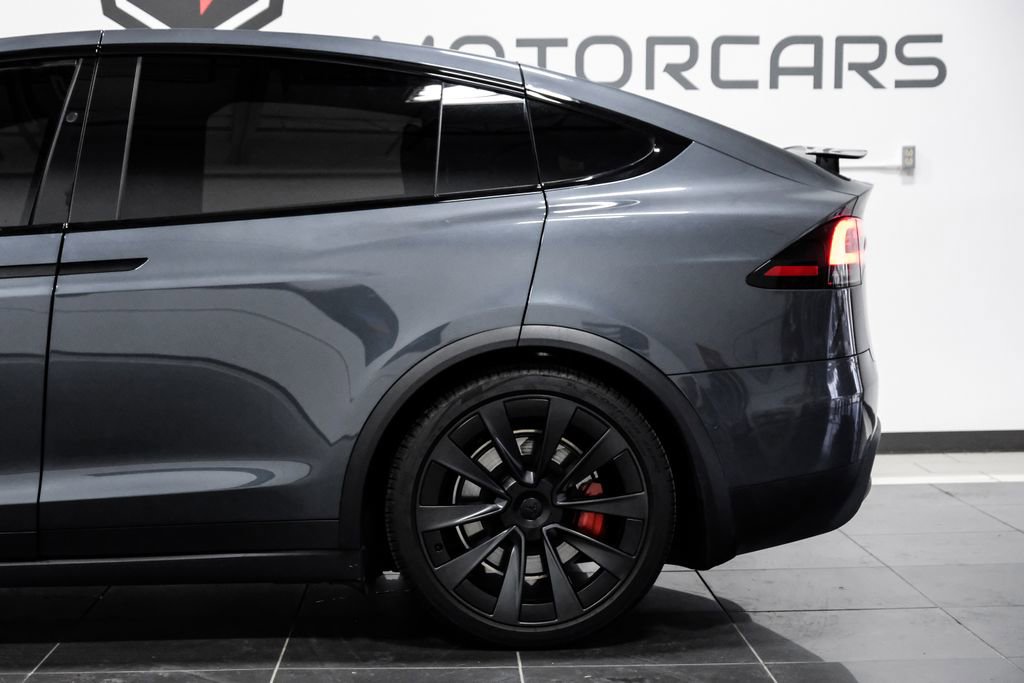 Used 2022 Tesla Model X image 14