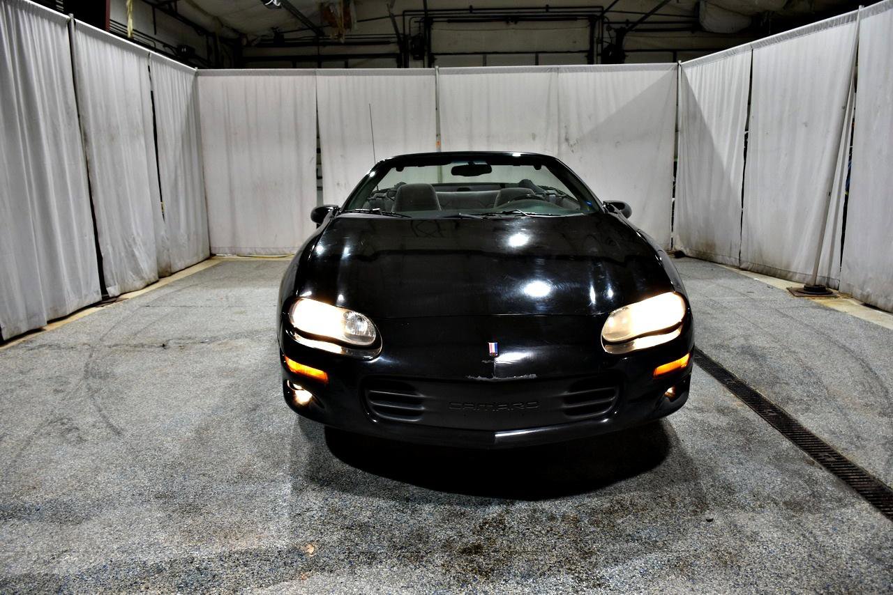 Used 1998 Chevrolet Camaro Z28 RWD image 3