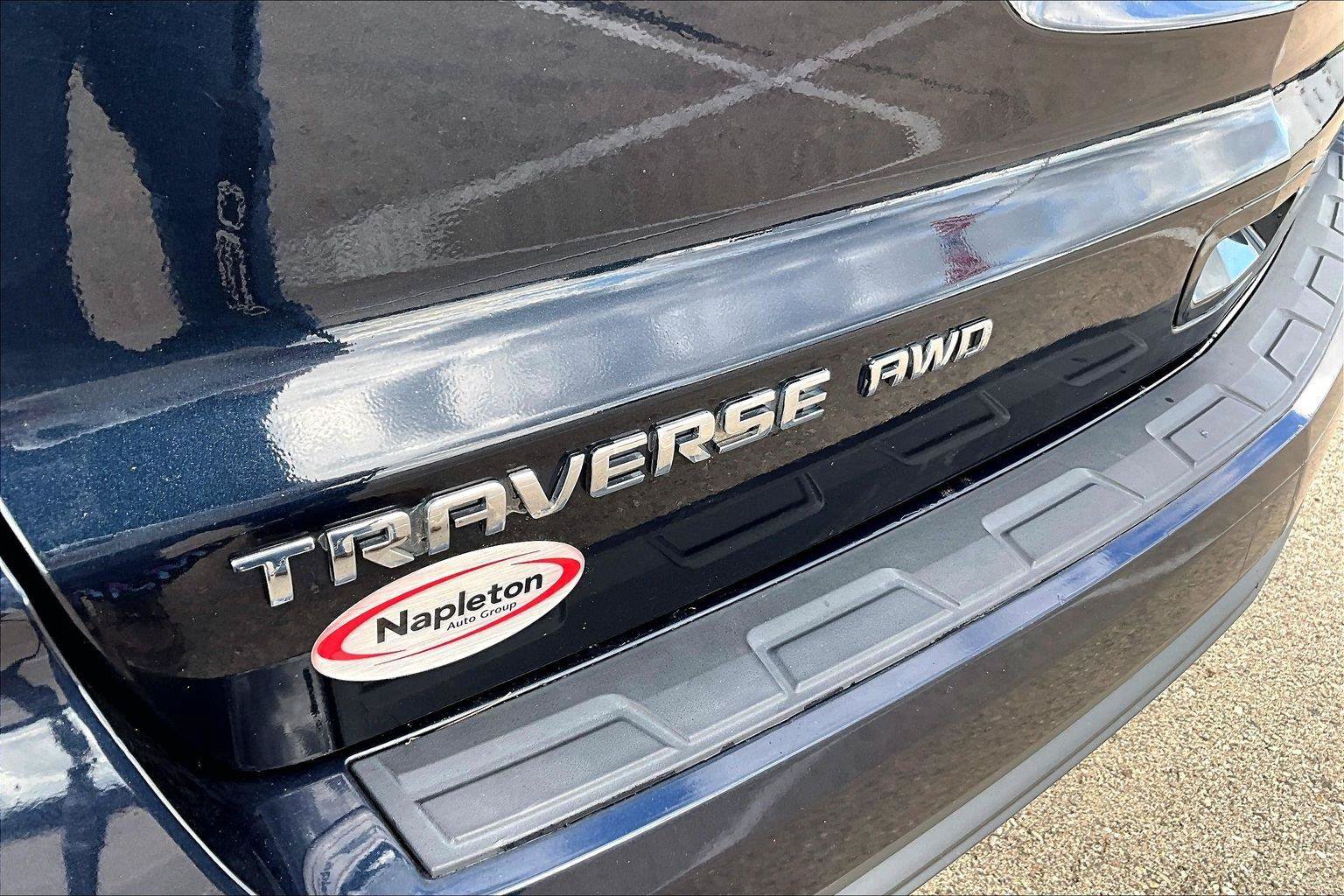 Used 2017 Chevrolet Traverse LS AWD/4WD image 9