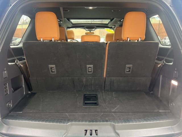 Used 2024 Ford Expedition Platinum image 15