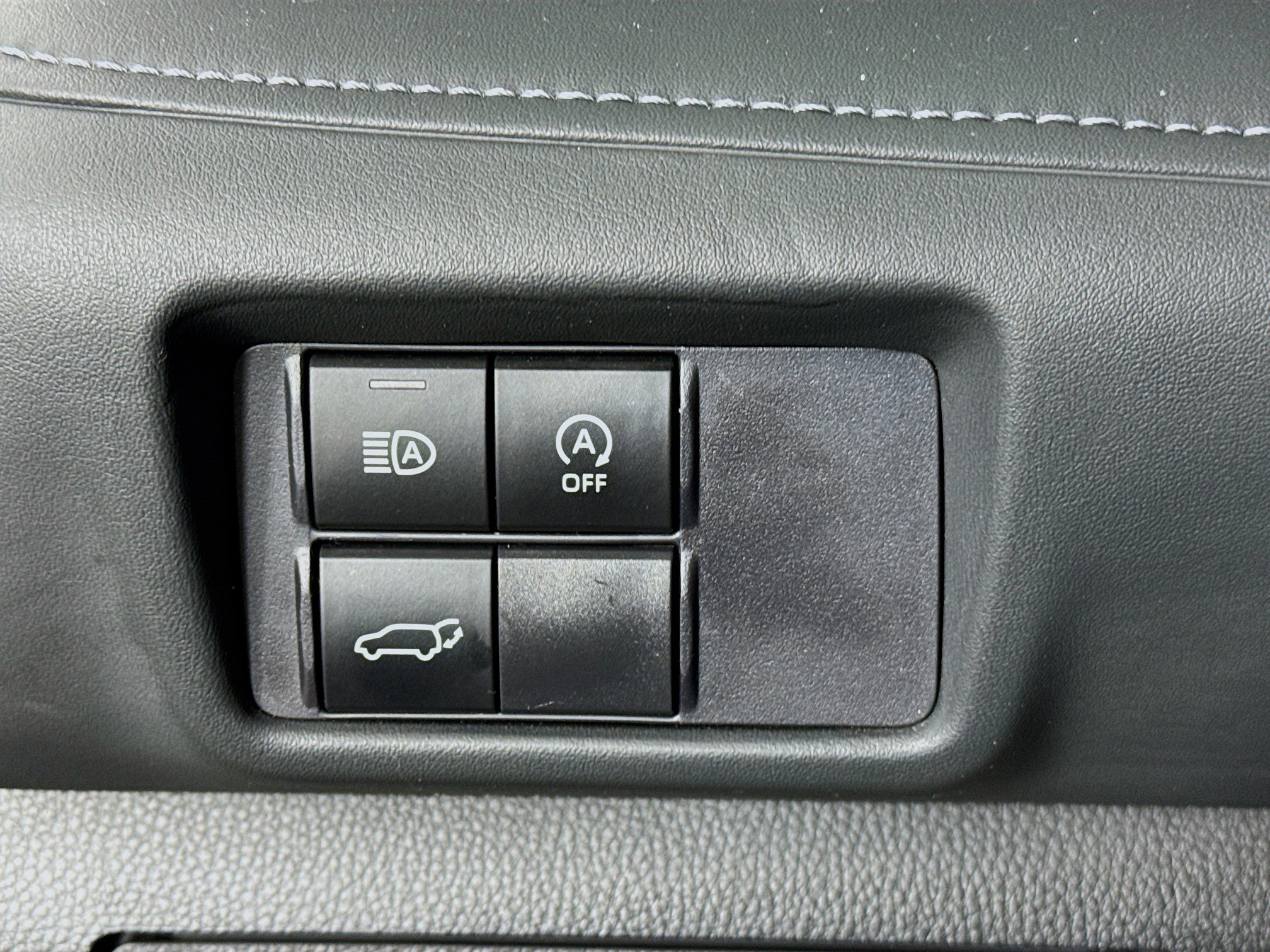 Certified 2025 Toyota Highlander XSE AWD/4WD image 10