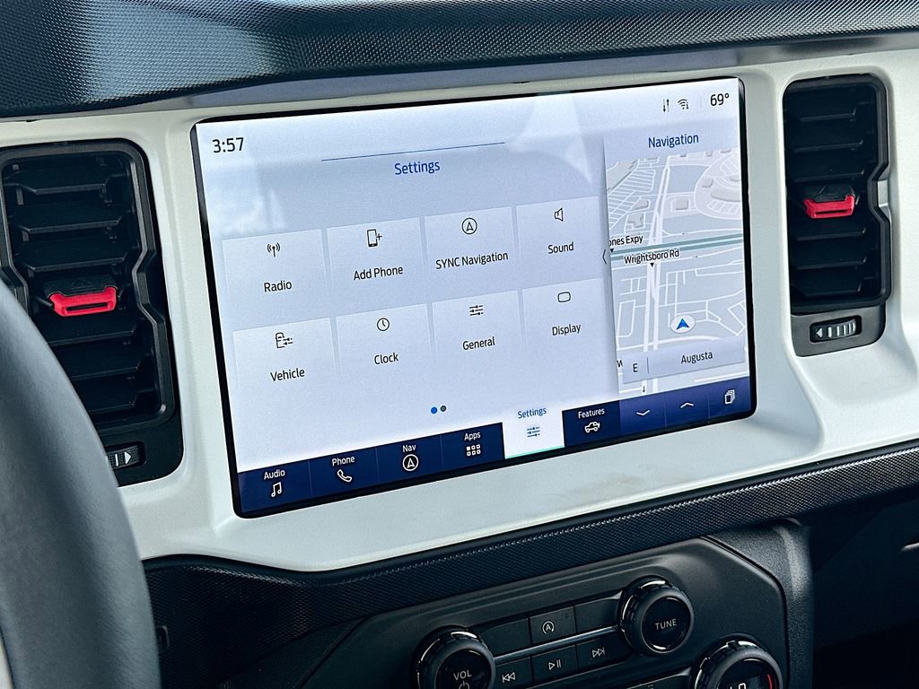 Used 2024 Ford Bronco Heritage Edition image 12