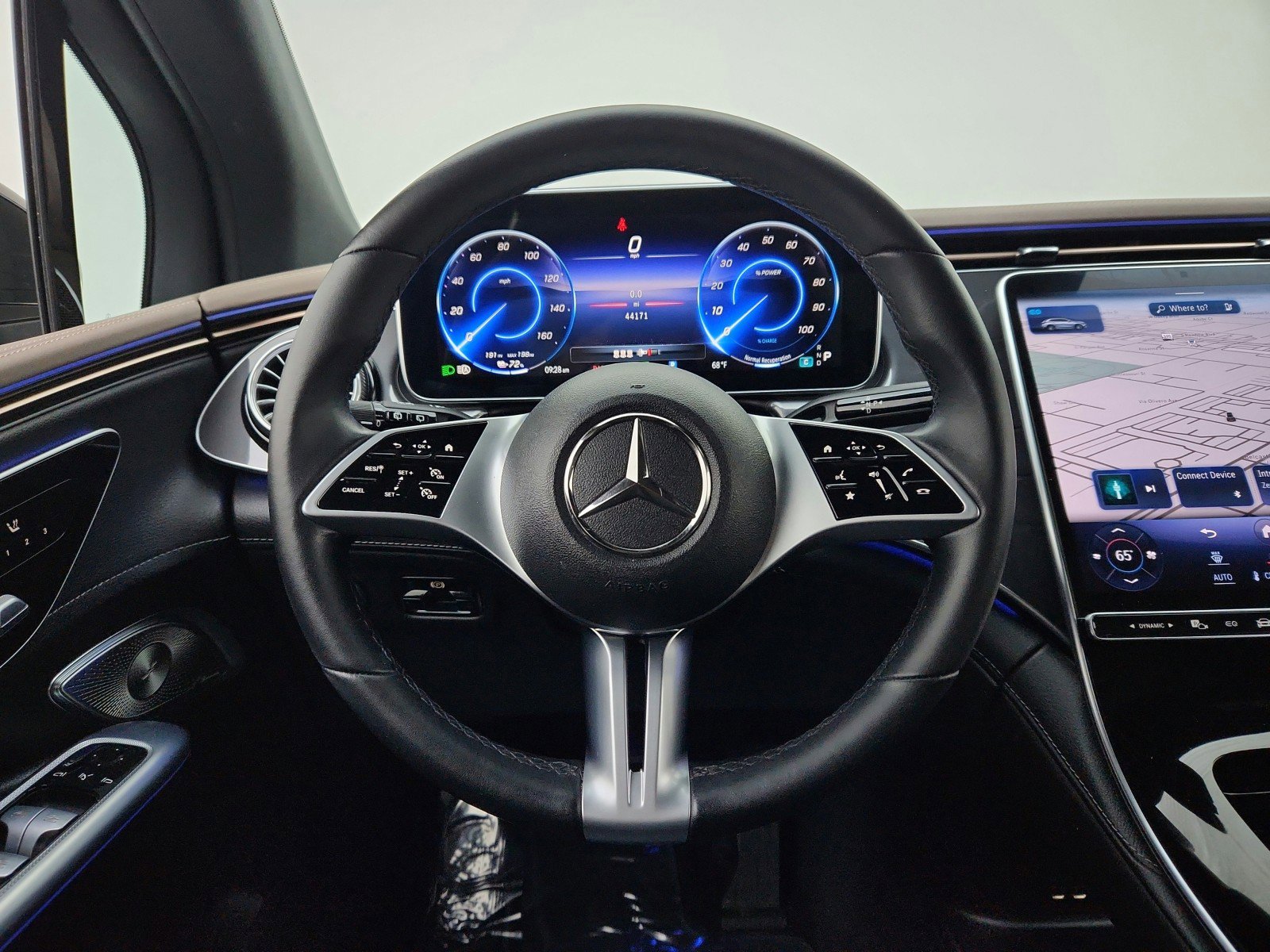 Used 2023 Mercedes-Benz EQE 350+ SUV image 16