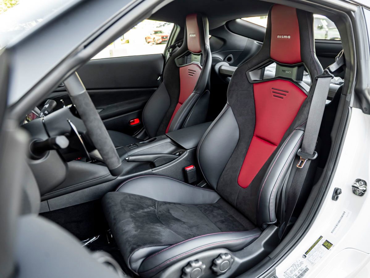 Used 2026 Nissan Z NISMO w/ Floor Mat Package RWD image 17