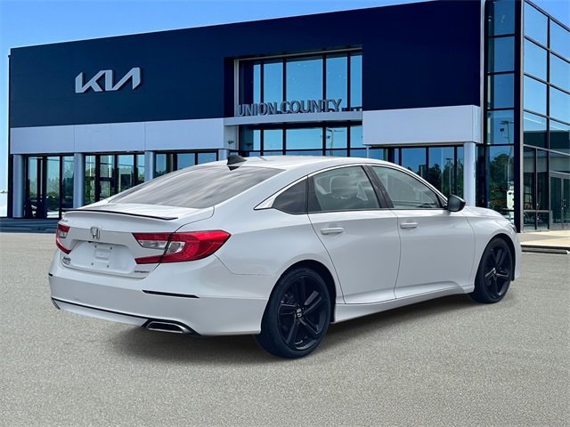Used 2022 Honda Accord Sport image 11