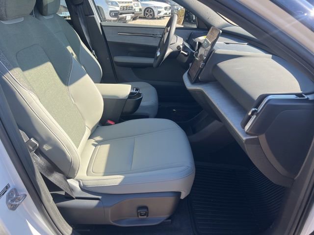New 2026 Volvo EX30 Cross Country Ultra w/ Protection Package Premier AWD/4WD image 14
