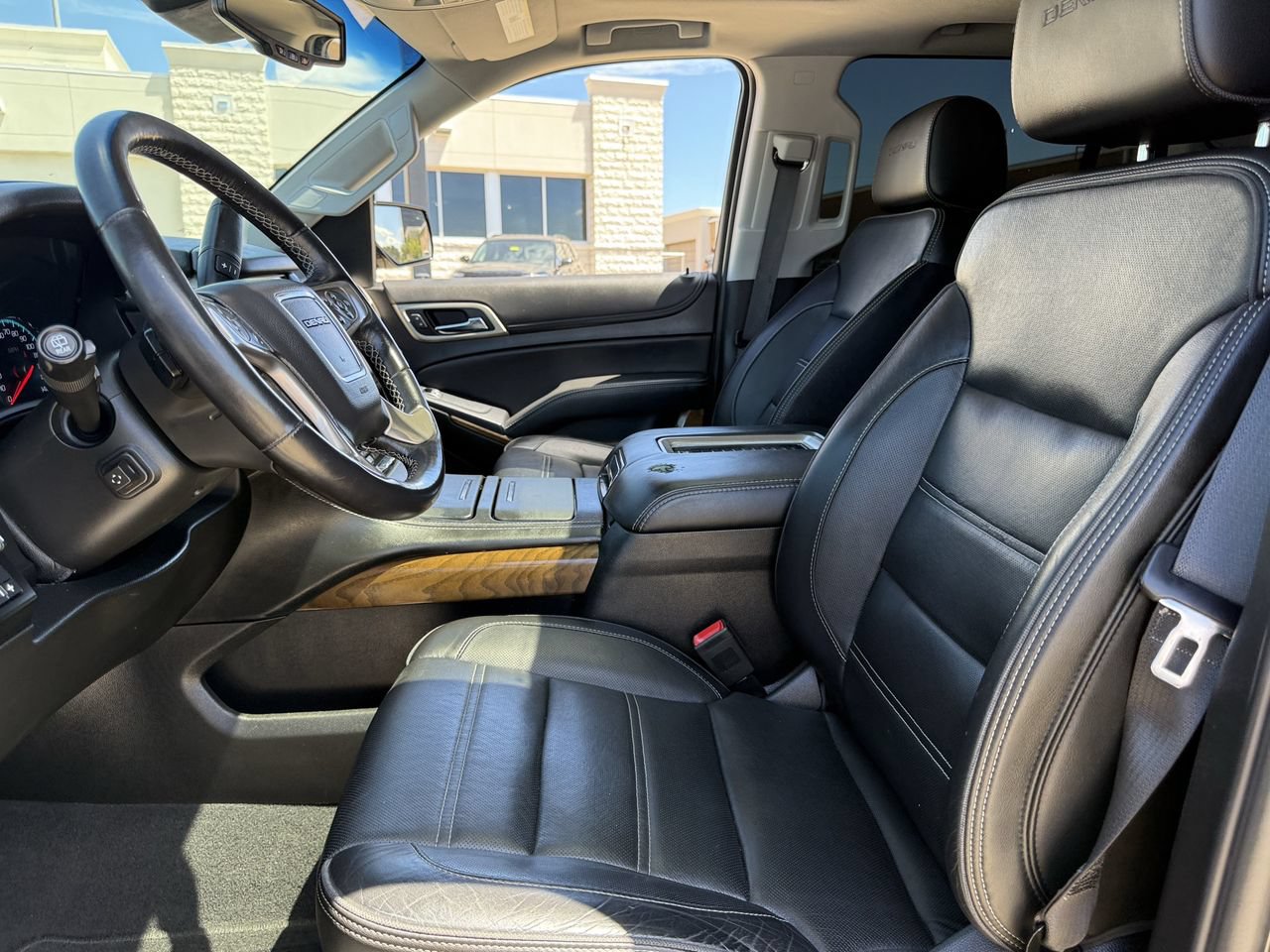 Used 2019 GMC Yukon Denali w/ Denali Ultimate Package RWD image 24