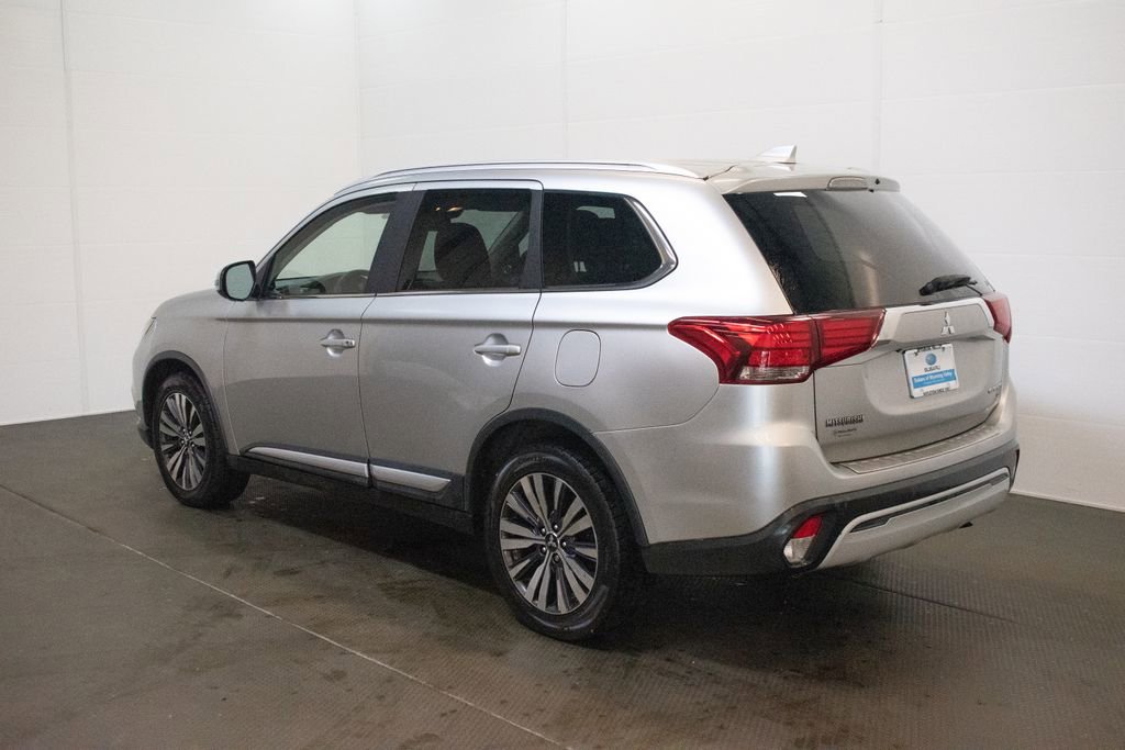 Used 2019 Mitsubishi Outlander AWD image 6