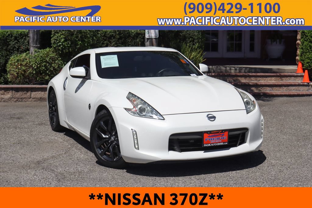 Used 2017 Nissan 370Z Coupe