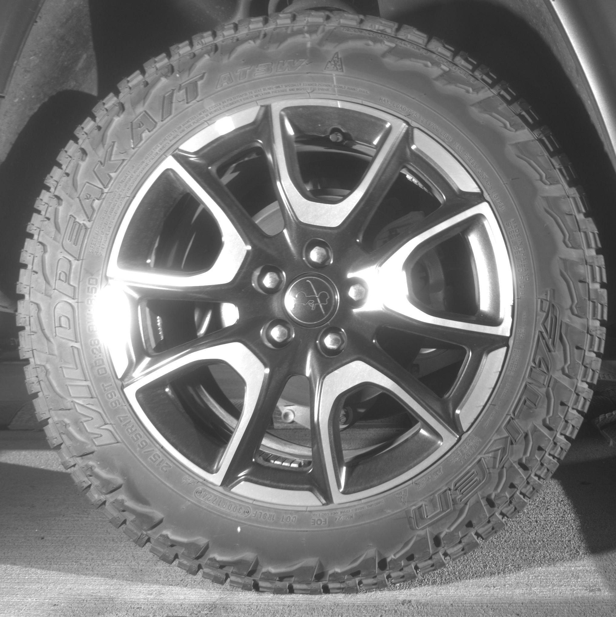 Used 2025 Jeep Compass Trailhawk AWD/4WD image 15