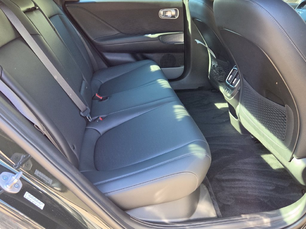 Used 2024 Hyundai Ioniq 6 SEL AWD/4WD image 17