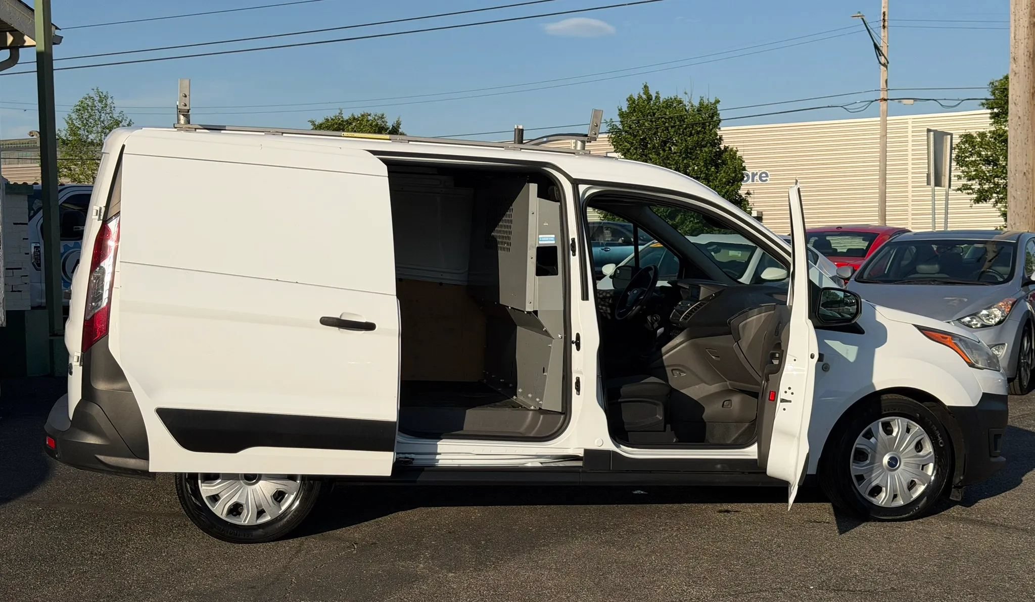 Used 2019 Ford Transit Connect XL FWD image 19