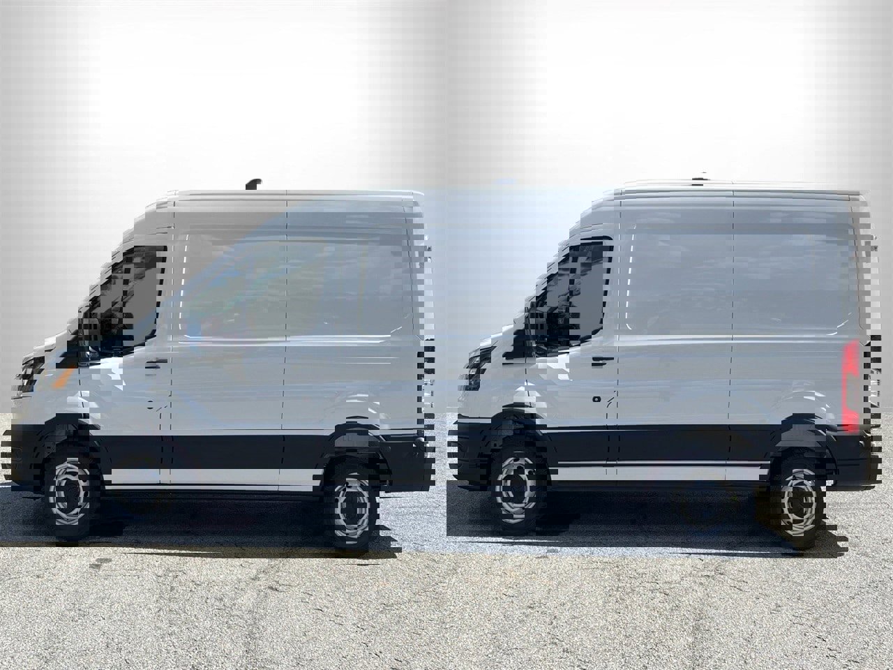 New 2026 Ford Transit 250 148 Medium Roof w/ Load Area Protection Package image 21