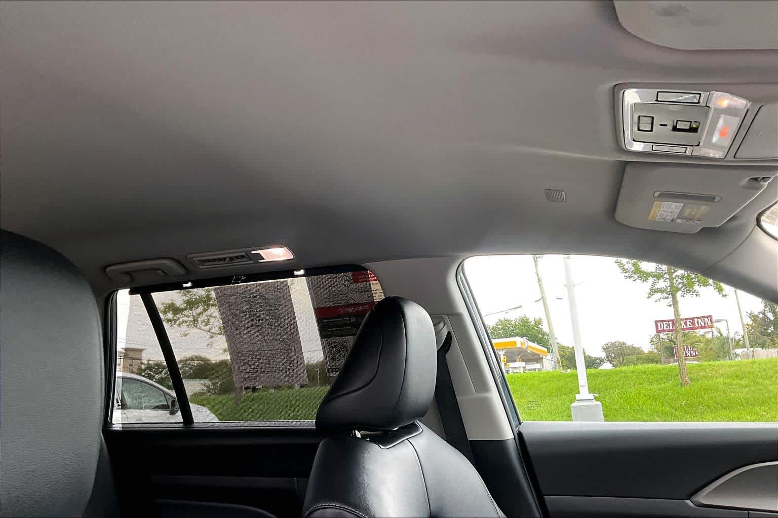 Used 2025 Toyota Grand Highlander AWD image 14
