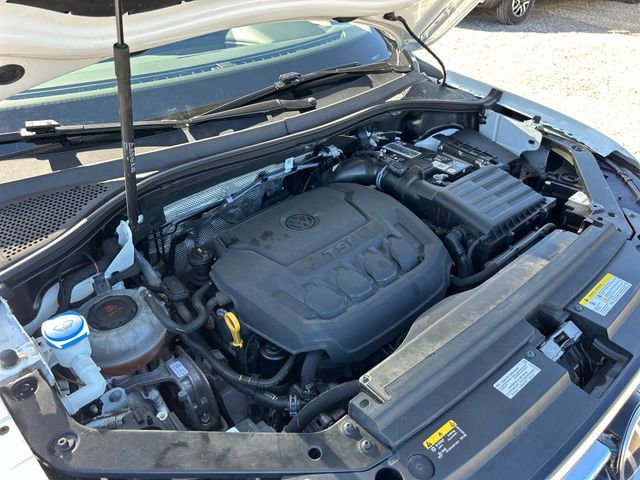 Used 2023 Volkswagen Tiguan SE image 37