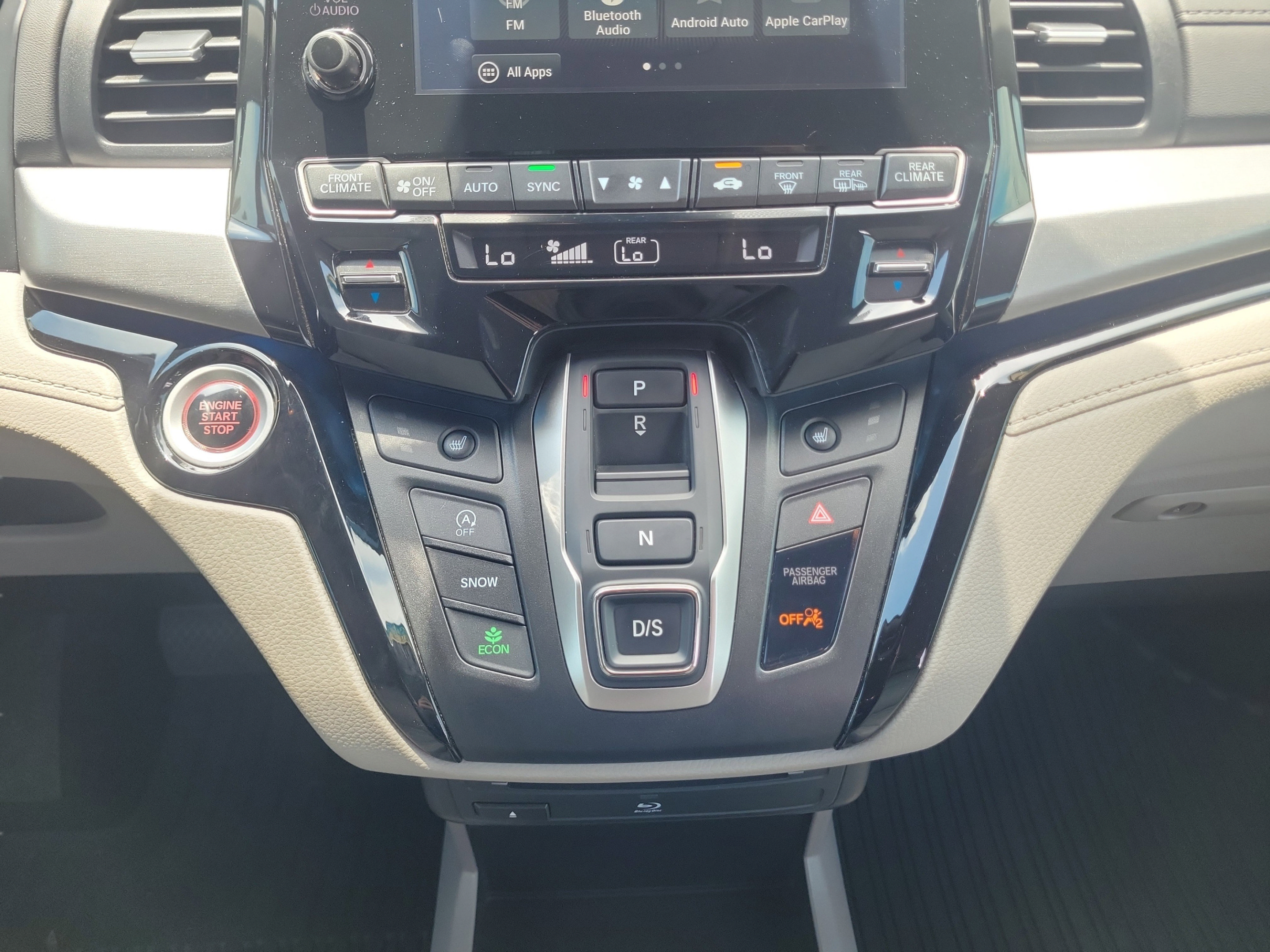 Certified 2024 Honda Odyssey Touring image 15