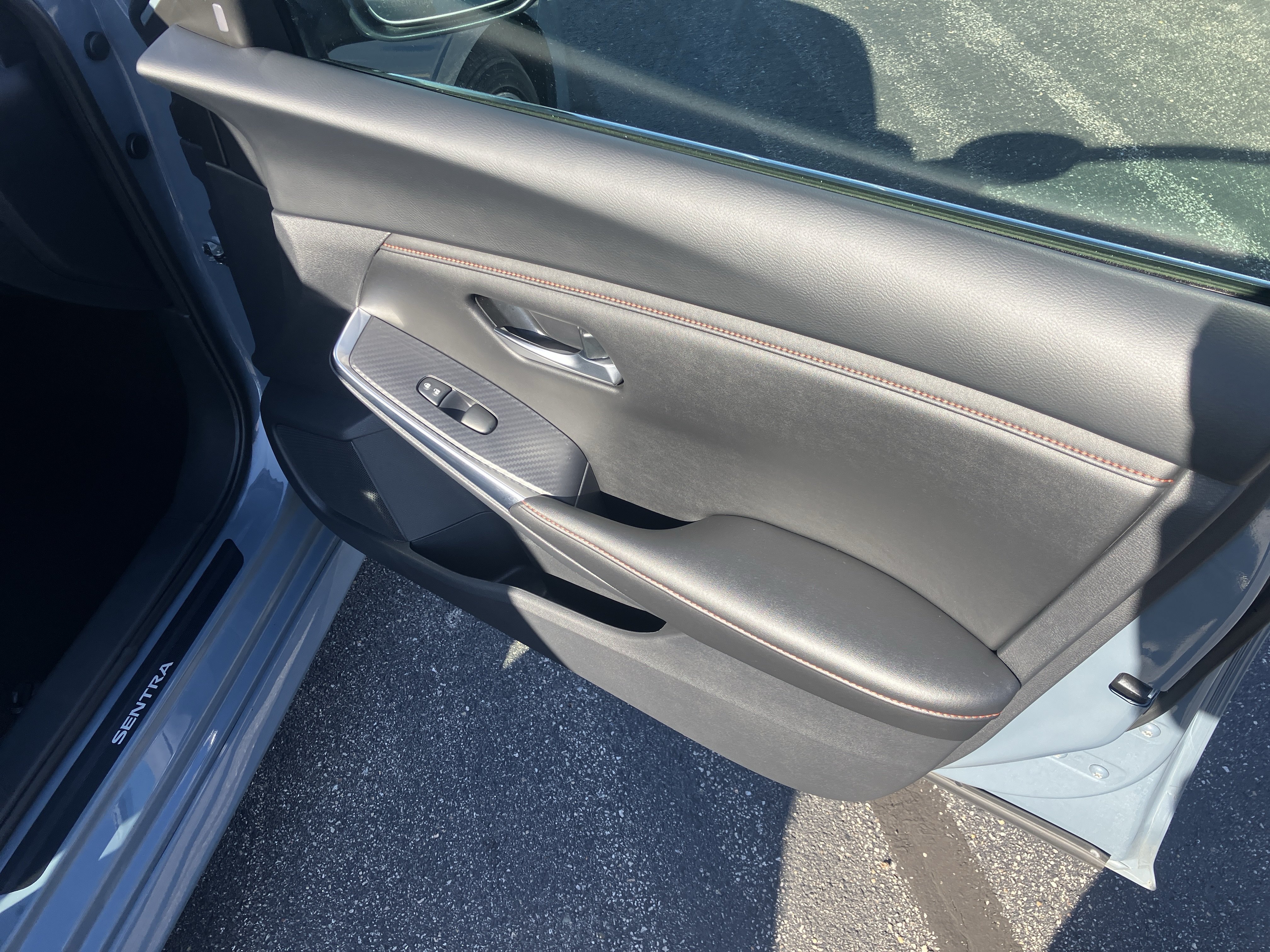 Used 2024 Nissan Sentra SR FWD image 10