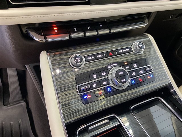 Used 2022 Lincoln Aviator Black Label w/ Dynamic Handling Package image 28