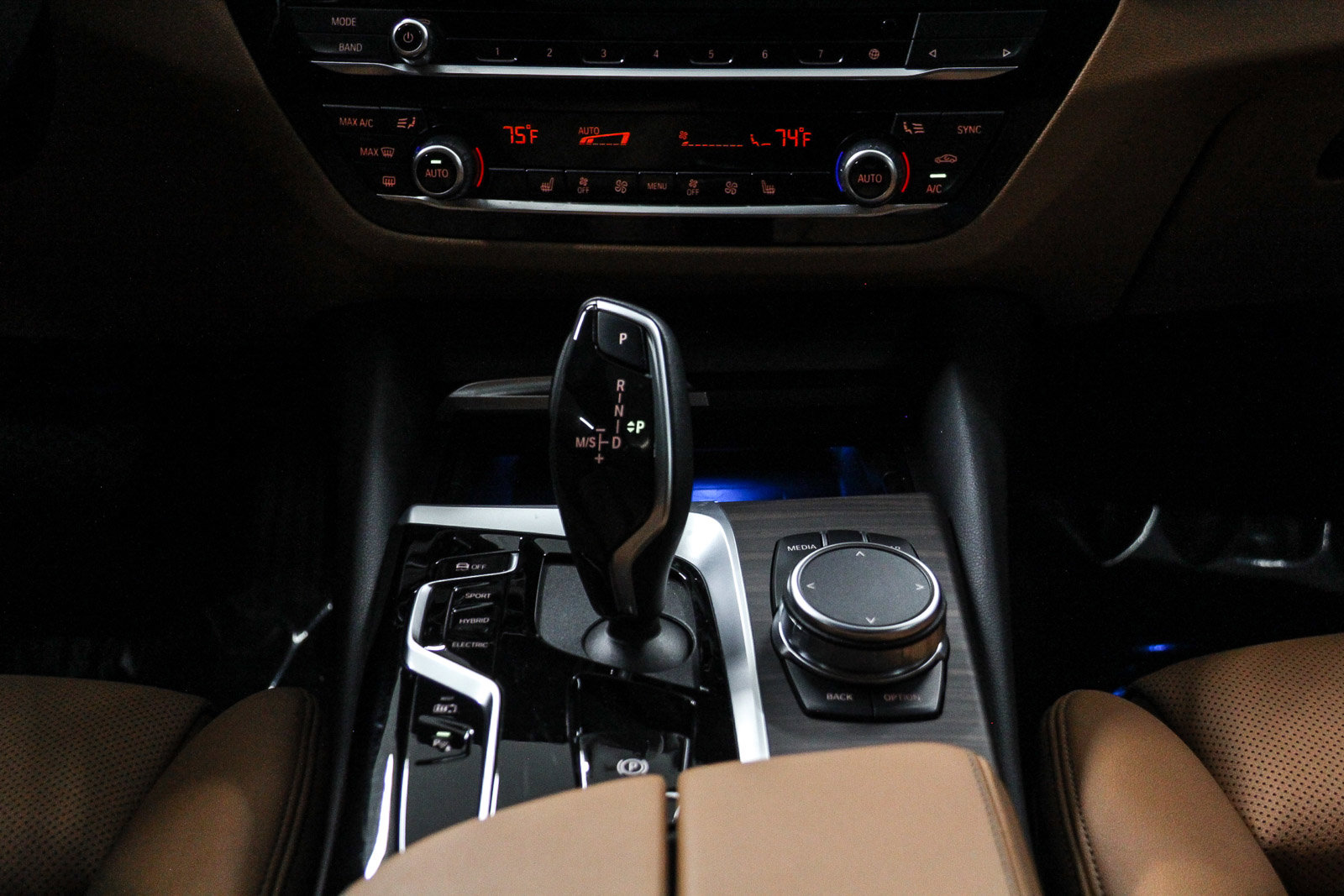 Certified 2023 BMW 530e 530e w/ Premium Package image 14