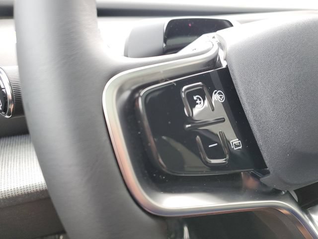 New 2026 Volvo EX30 Cross Country Ultra w/ Protection Package Premier AWD/4WD image 11